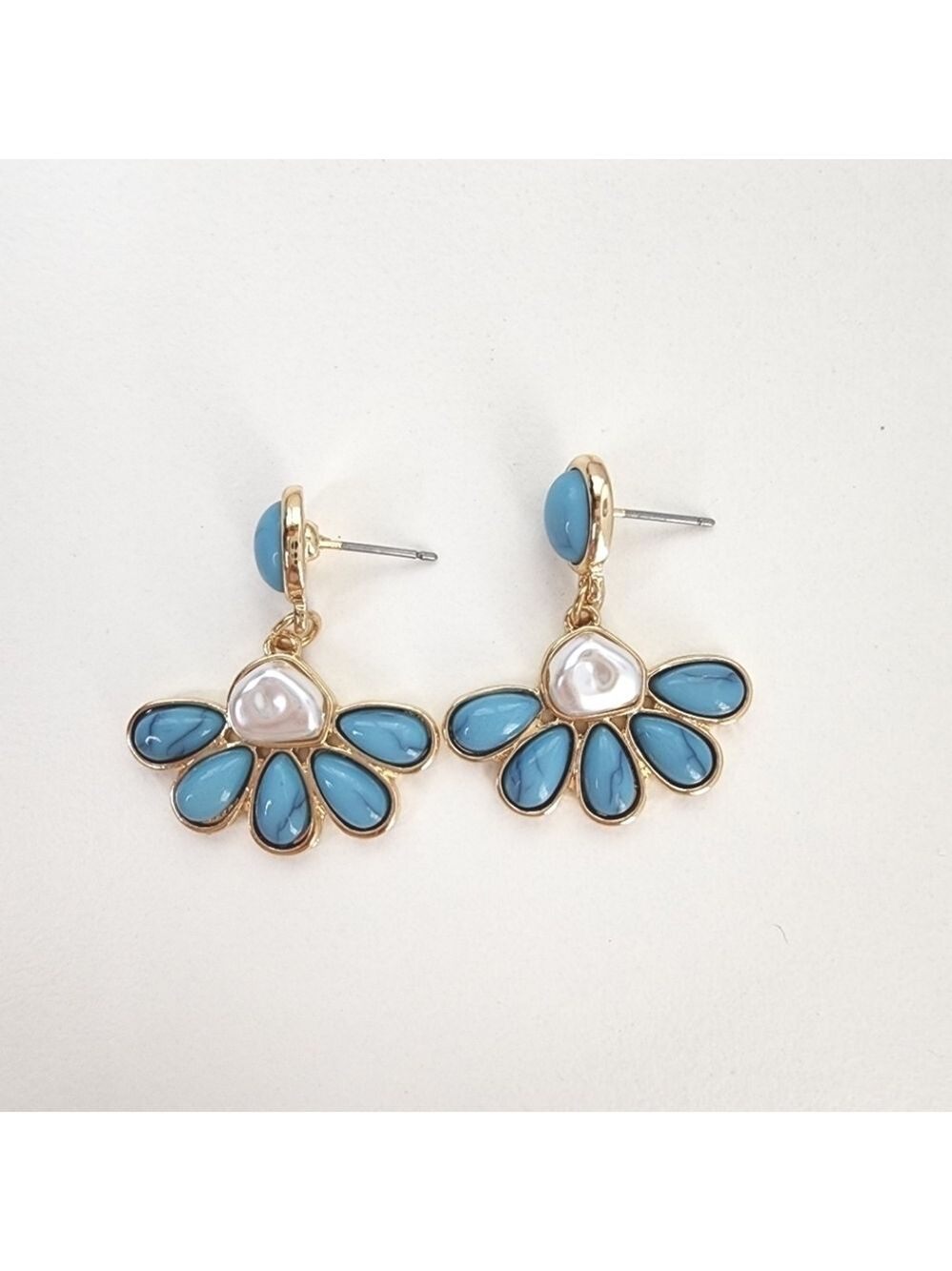 NEW Floral Abstract Turquoise Stone Pearl Embellished Small Dangle Earrings - Picture 3 of 7